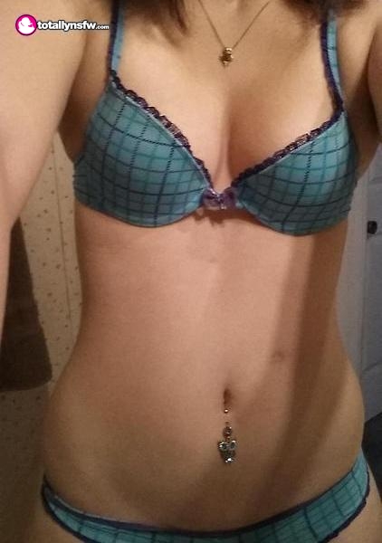 Self Shot Cuties - Part 3164