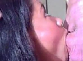 FPS: Two guys share a hooker that loves to make guys cum